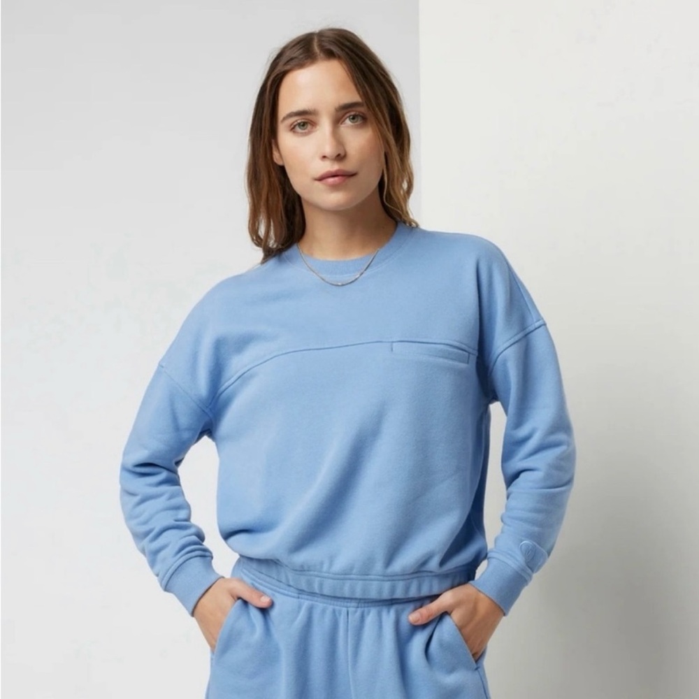 Vuori Women's Sedona Sport Crew Terry Sweatshirt‎ Size XL - Light French Blue Co